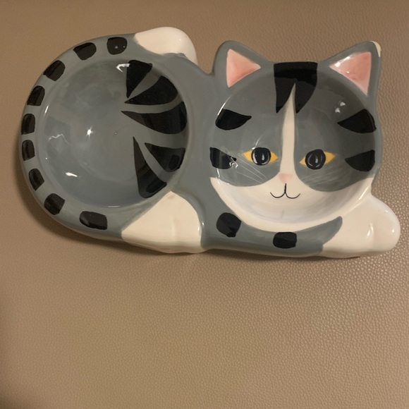 Other - Cute Cat Dish!!